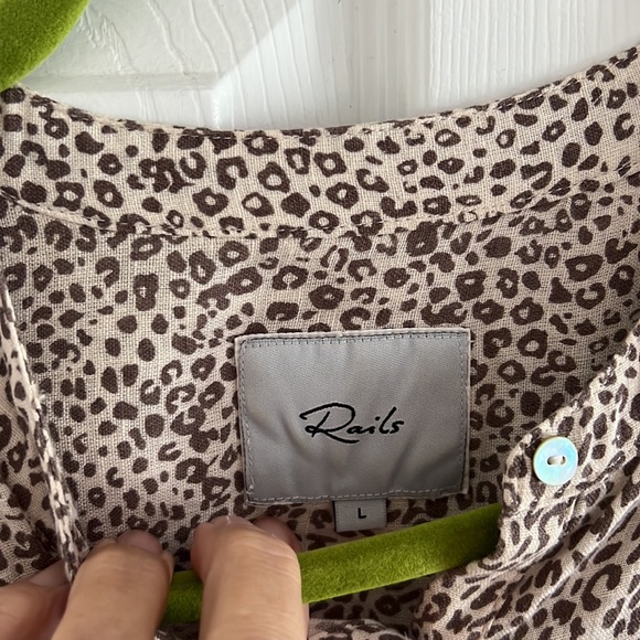 Rails, mini dress in super soft fabric, elasticized waist, cheetah print - Picture 4 of 11